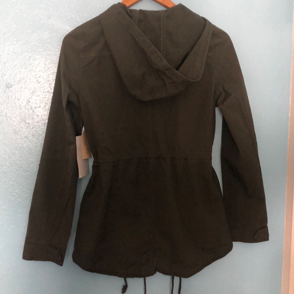 Perfect Fall Jacket 💚 - Picture 4 of 6